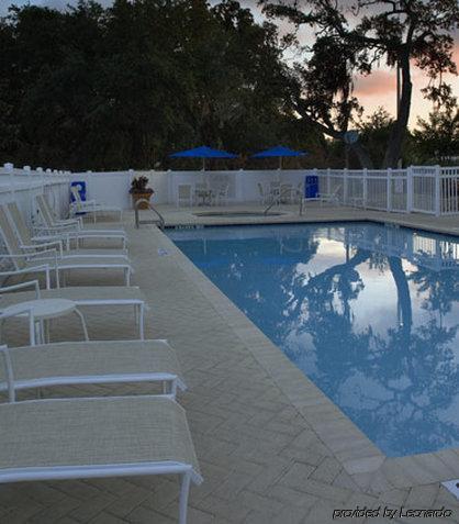 Hotel Fairfield And By Marriott Clearwater